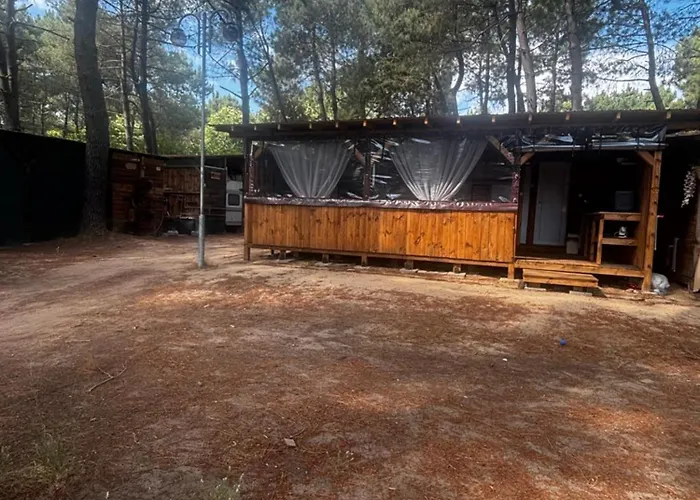 каравана мир Къмпинг *