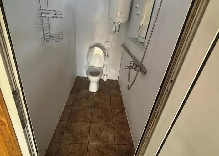 Къмпинг каравана мир Черноморец