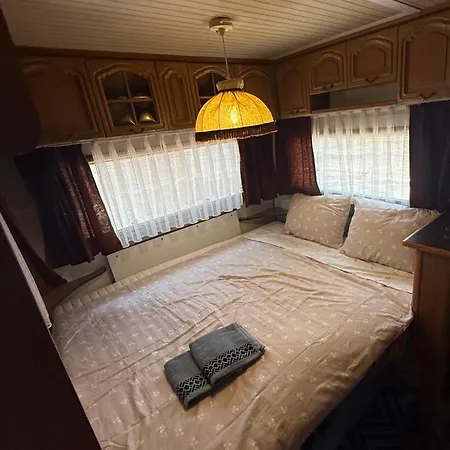 каравана мир Camping Chernomorets